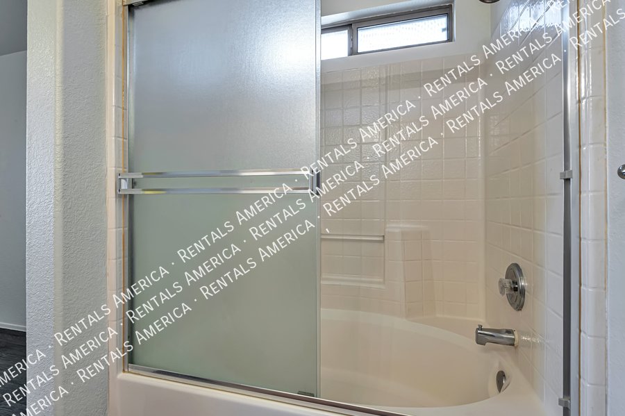 Rita Ranch Charmer! property image