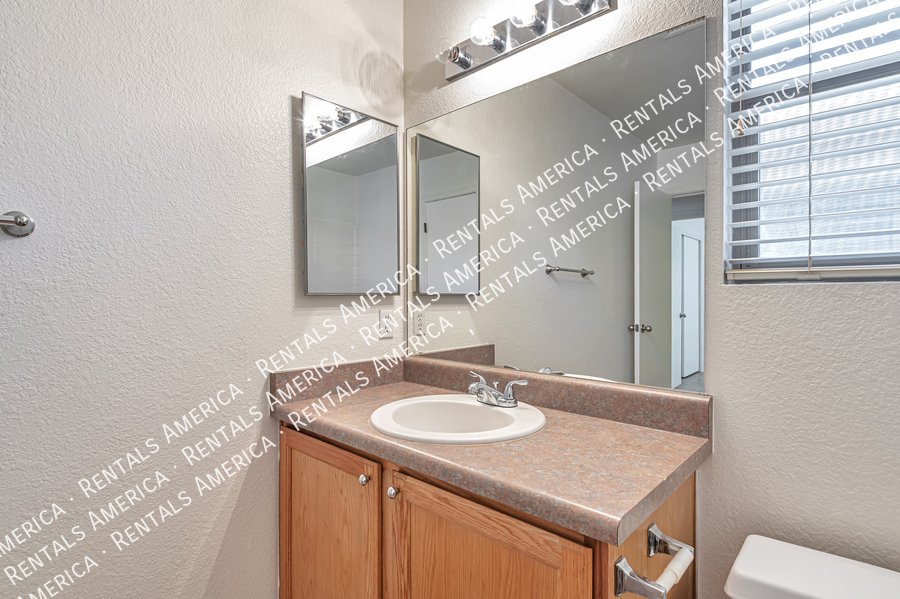 Rita Ranch Charmer! property image