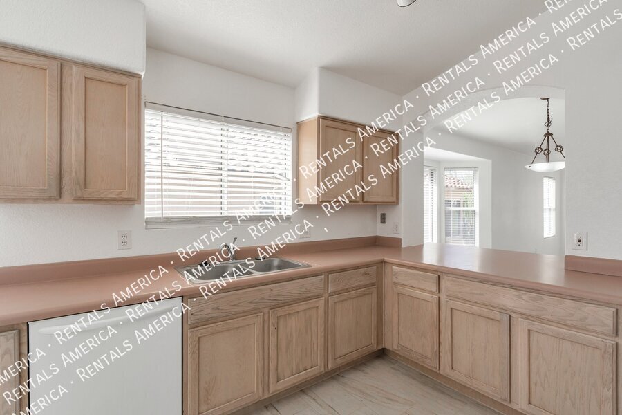 Live the Desert Dream - 3BR/2BA in Coveted Dove Mountain! property image