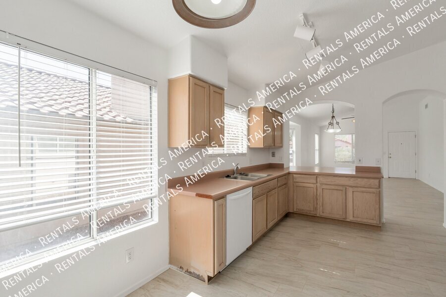 Live the Desert Dream - 3BR/2BA in Coveted Dove Mountain! property image